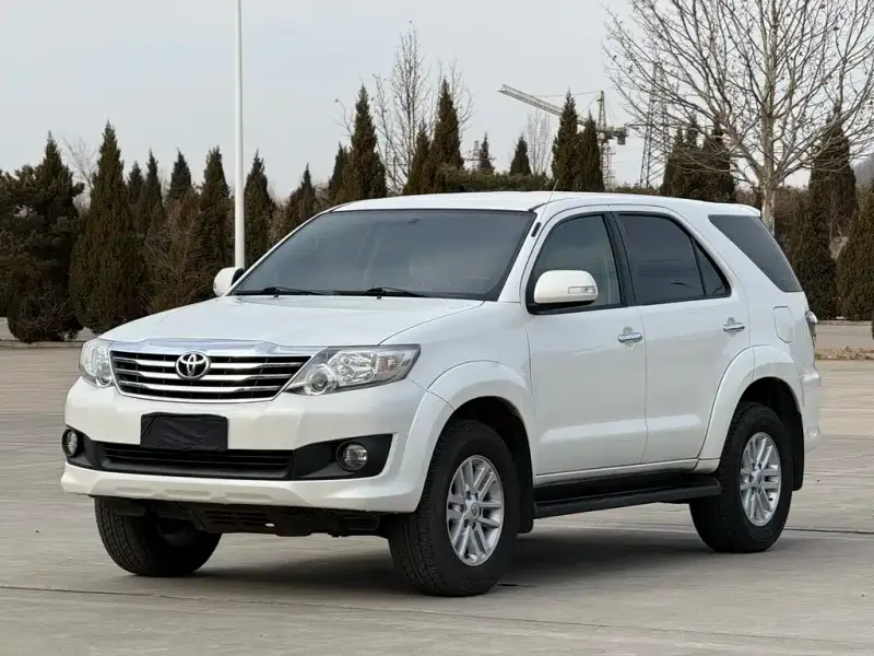 Toyota Fortuner, 2016