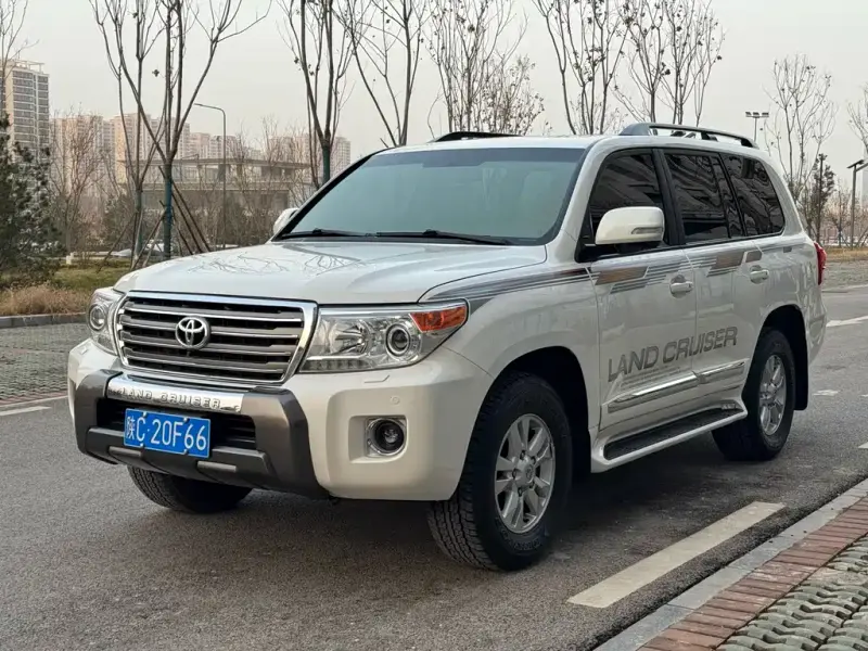 Toyota Land Cruiser, 2016