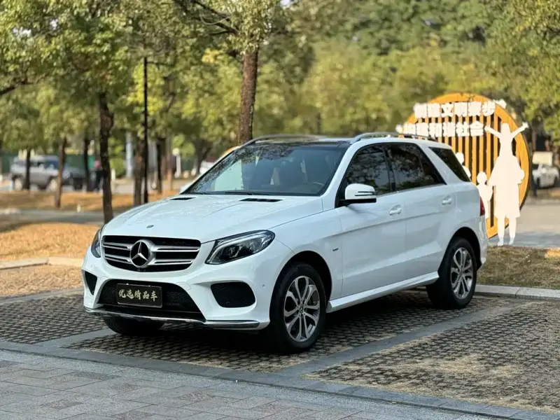 Mercedes-Benz GLE, 2018 — фото 1