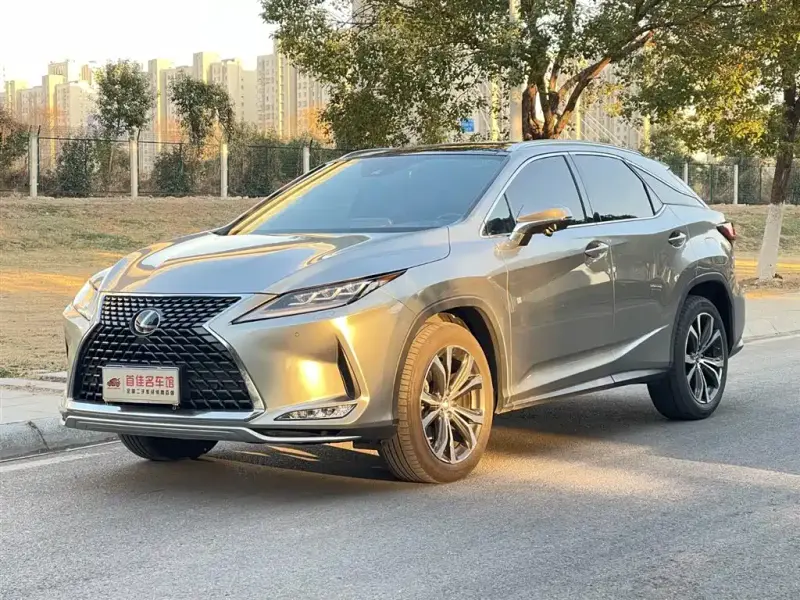 Lexus RX, 2020