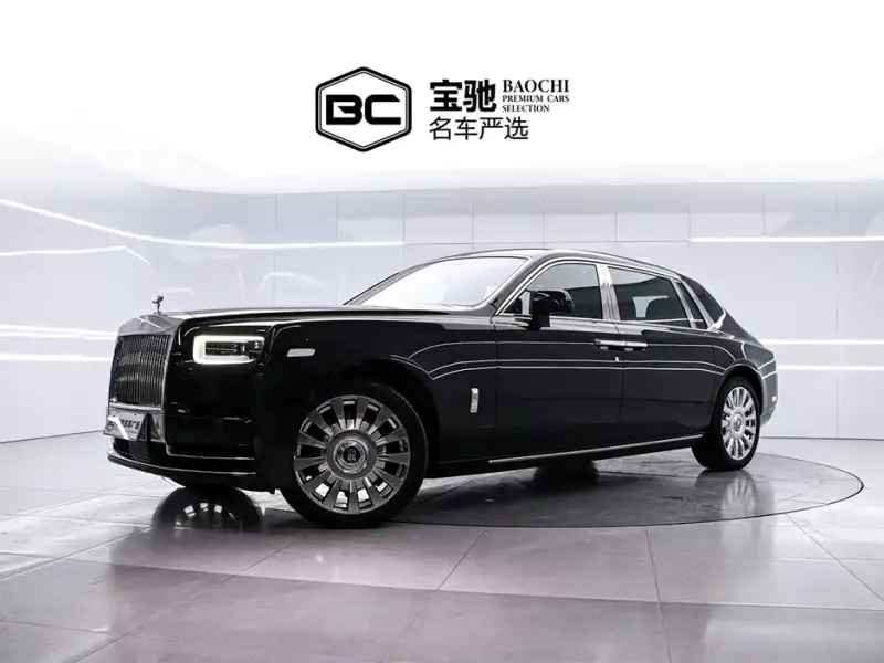 Rolls-Royce Phantom, 2022