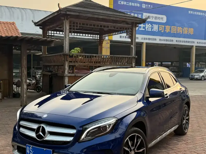Mercedes-Benz GLA, 2016