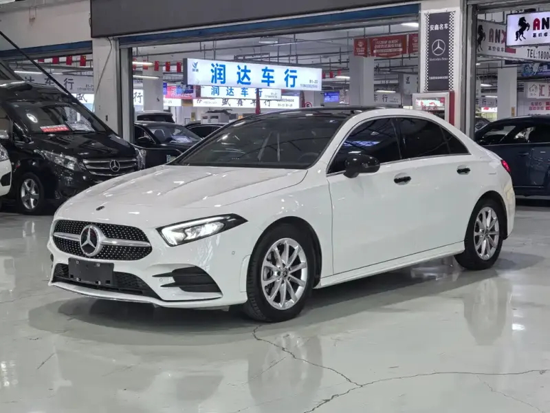 Mercedes-Benz A-Class, 2021 — фото 1
