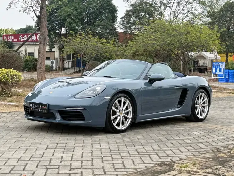 Porsche 718, 2016