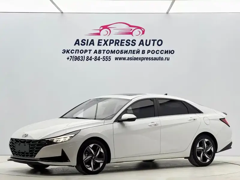 Hyundai Elantra, 2022