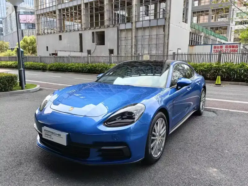 Porsche Panamera, 2018