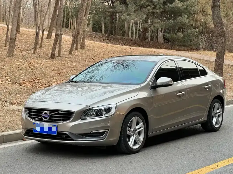Volvo S60, 2015