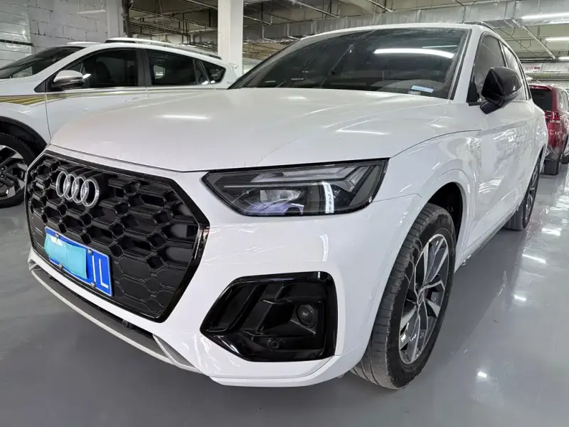 Audi Q5L, 2024