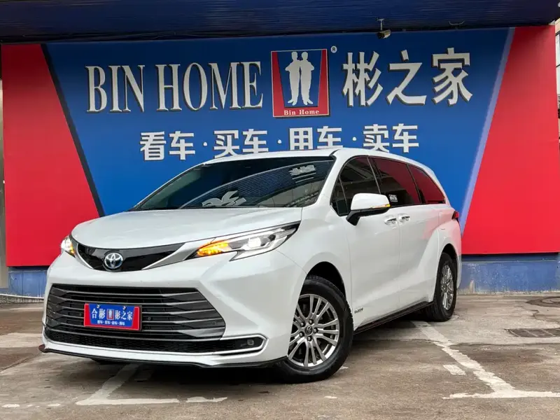Toyota Sienna, 2023