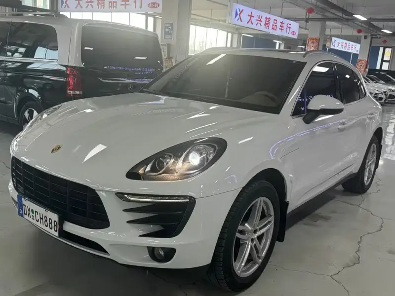 Porsche Macan, 2018