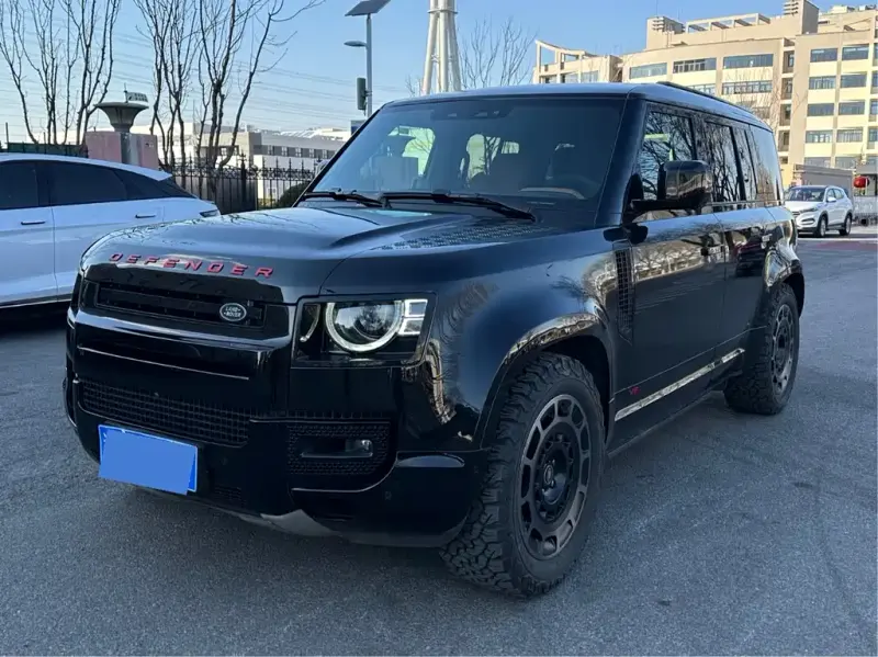 Land Rover Defender, 2024