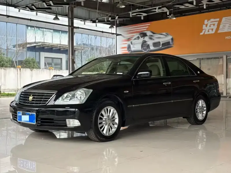 Toyota Crown, 2009