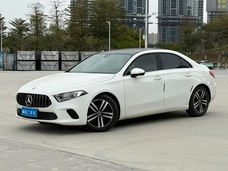 Mercedes-Benz A-Class, 2020 — фото 1