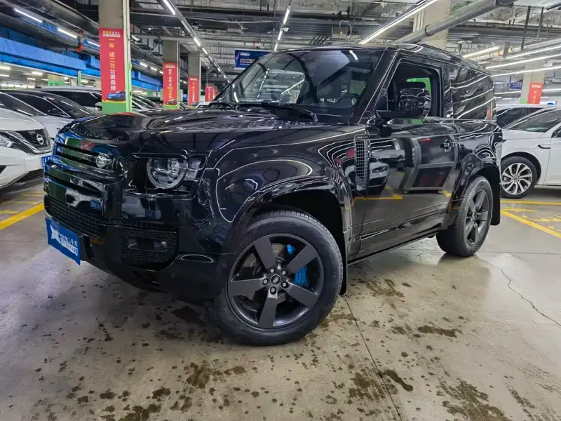 Land Rover Defender, 2023