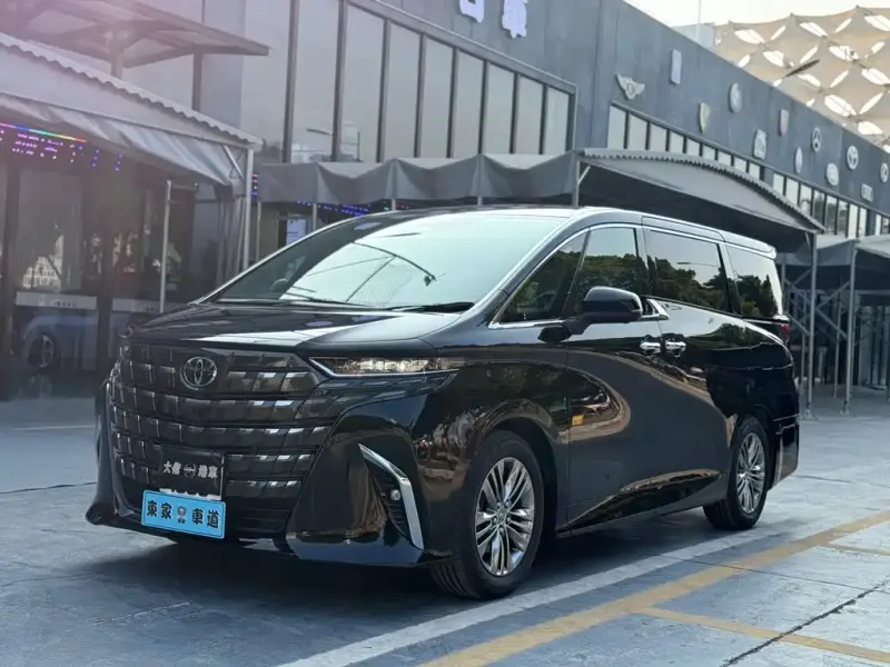 Toyota Alphard, 2025