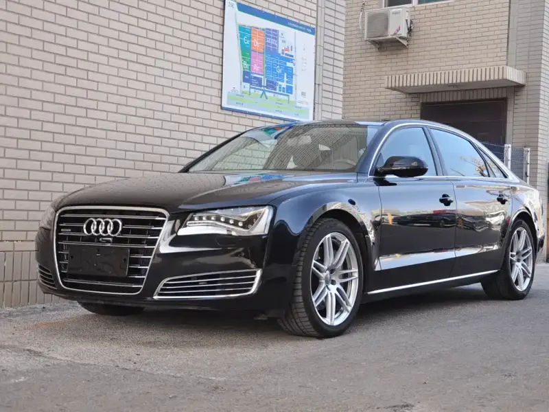 Audi A8, 2014