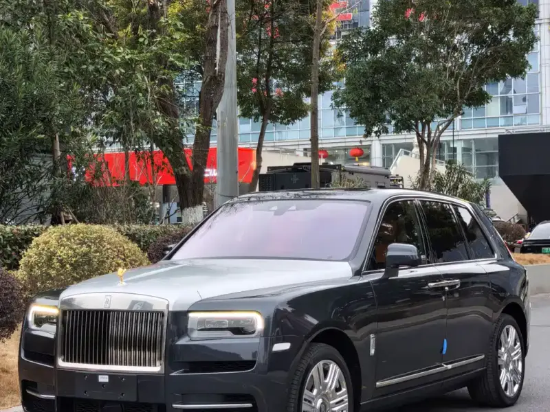 Rolls-Royce Cullinan, 2023