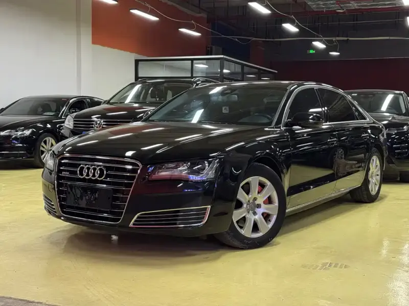 Audi A8, 2014