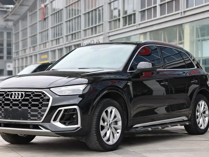 Audi Q5L, 2022