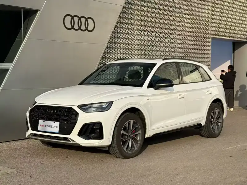 Audi Q5L, 2024