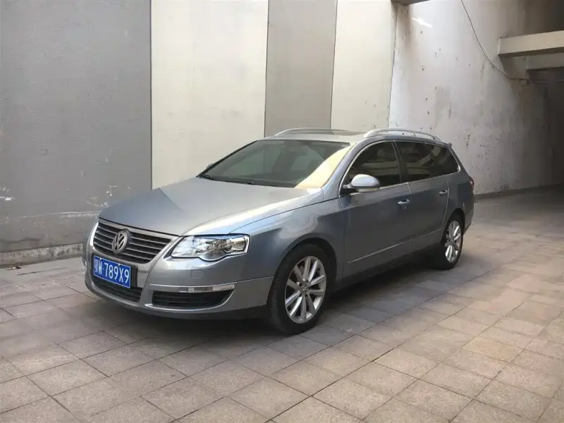 Volkswagen Passat, 2011