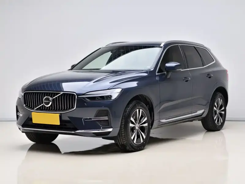 Volvo XC60, 2023 — фото 1