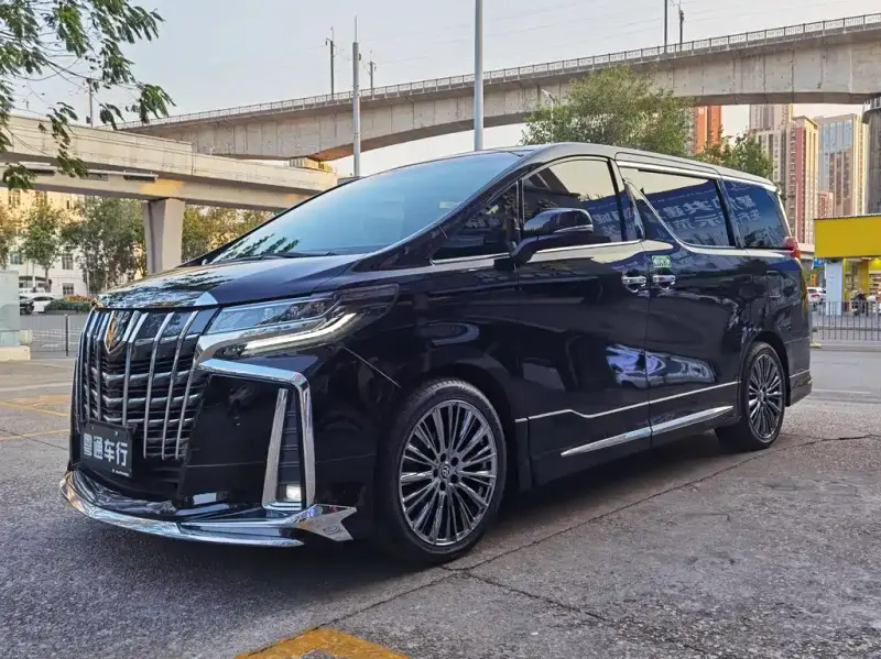 Toyota Alphard, 2016