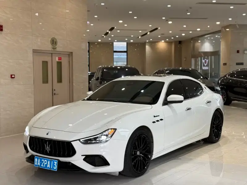 Maserati Ghibli, 2023