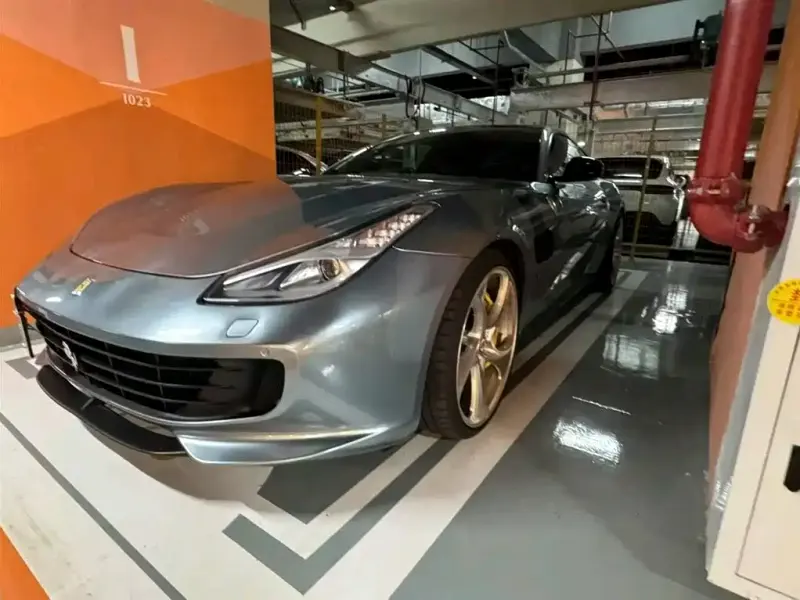 Ferrari GTC4Lusso, 2017