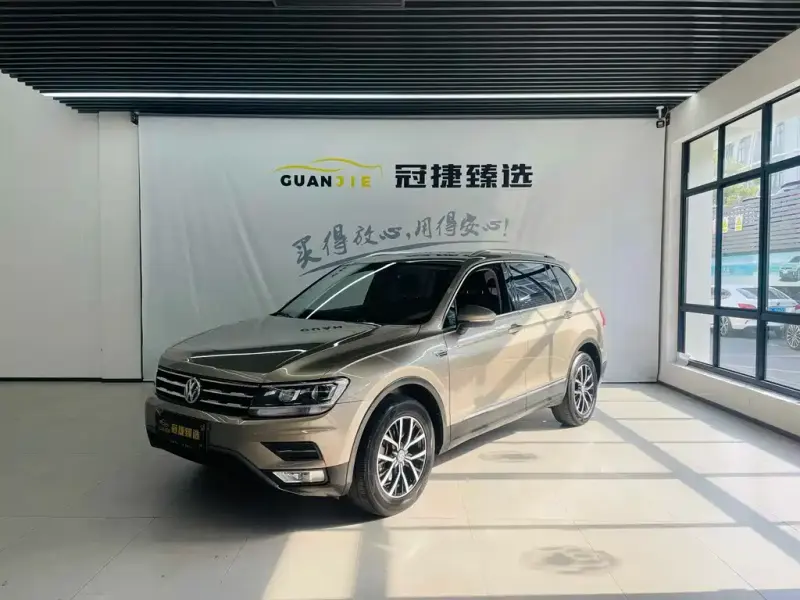 Volkswagen Tiguan L, 2018