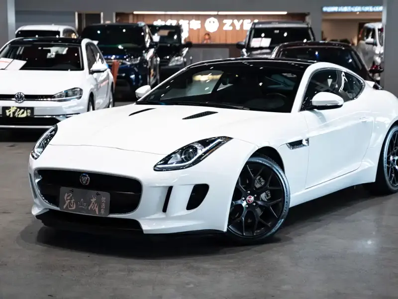 Jaguar F-TYPE, 2015