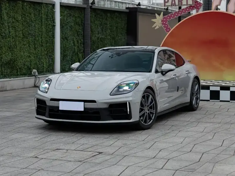 Porsche Panamera, 2024