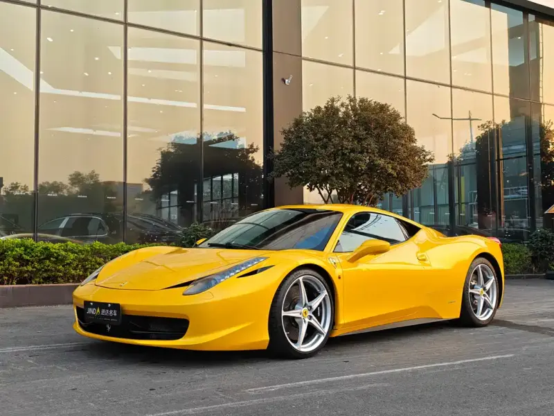 Ferrari 458, 2010 — фото 1