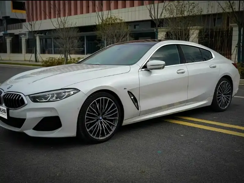 BMW 8 Series, 2021