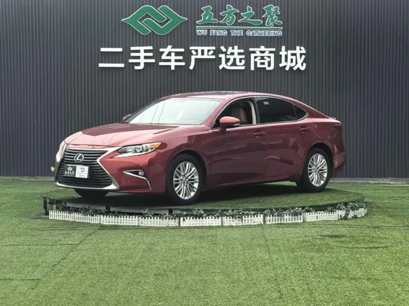 Lexus ES, 2018