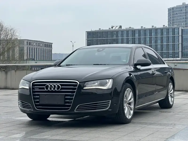 Audi A8, 2014