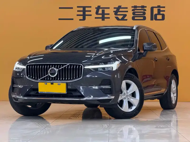Volvo XC60, 2021 — фото 1