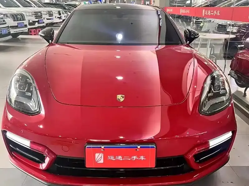 Porsche Panamera, 2023