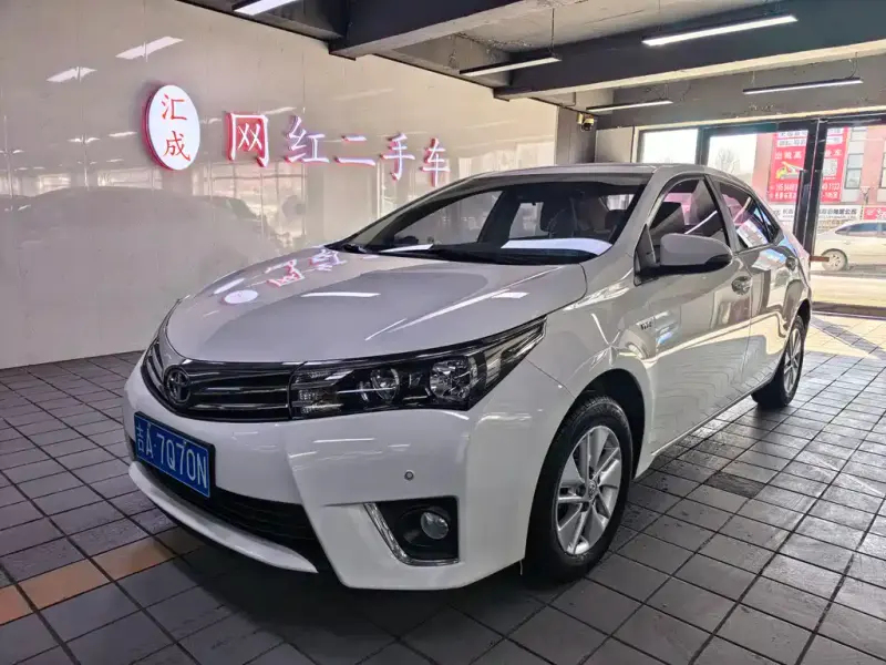 Toyota Corolla, 2017 — фото 1