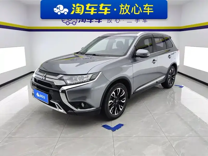 Mitsubishi Outlander, 2020