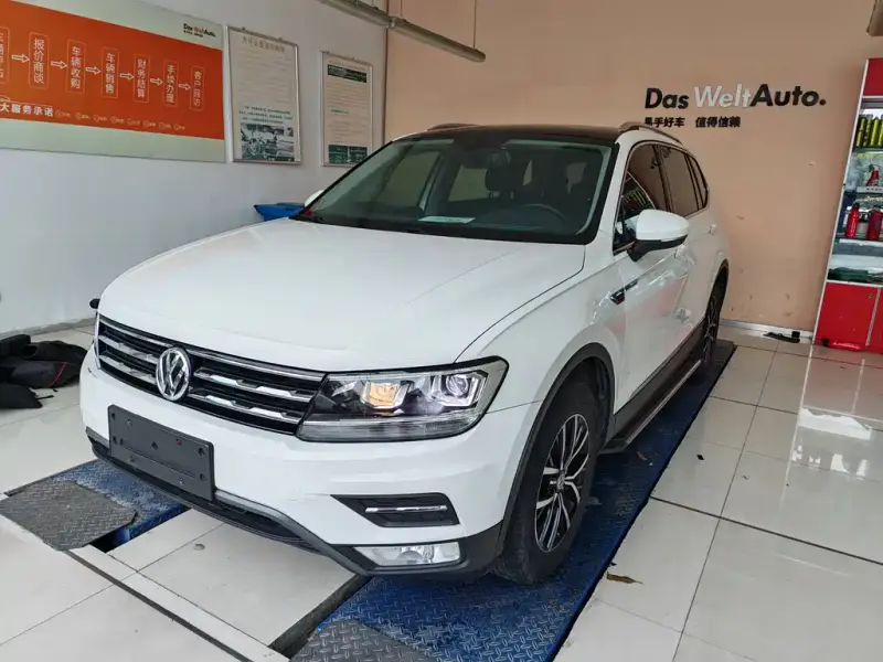 Volkswagen Tiguan L, 2018