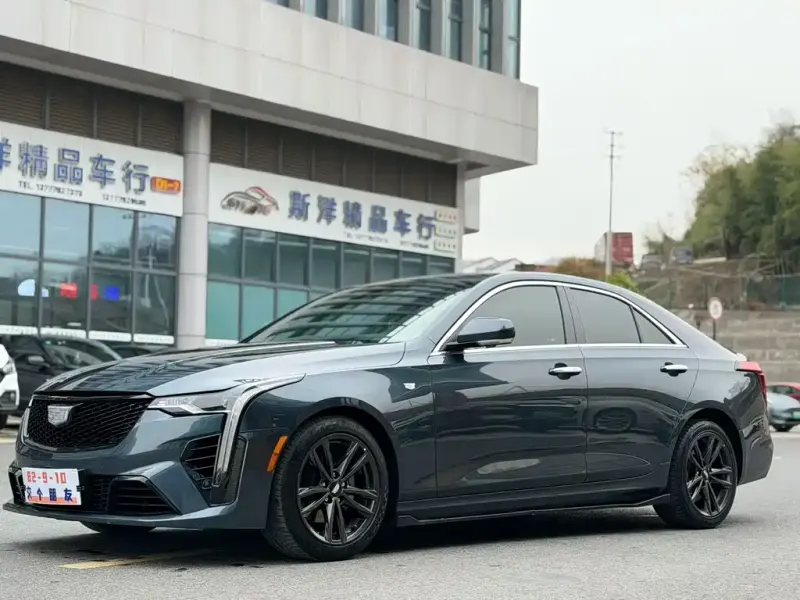 Cadillac CT4, 2022