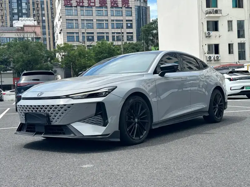 Changan UNI-V, 2024