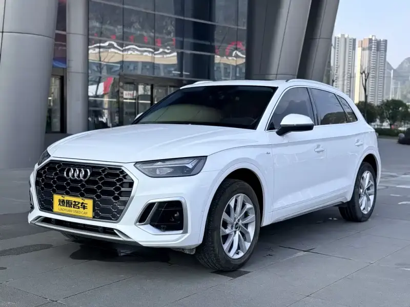 Audi Q5L, 2022