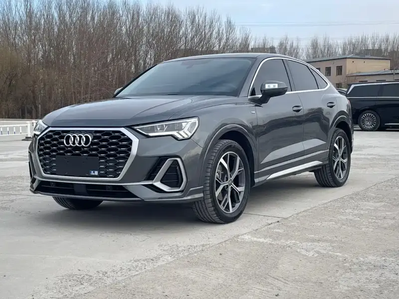 Audi Q3 Sportback, 2021