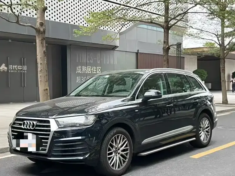 Audi Q7, 2017 — фото 1