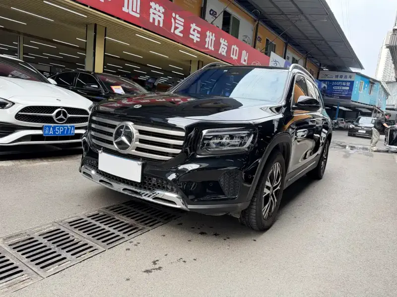 Mercedes-Benz GLB, 2024