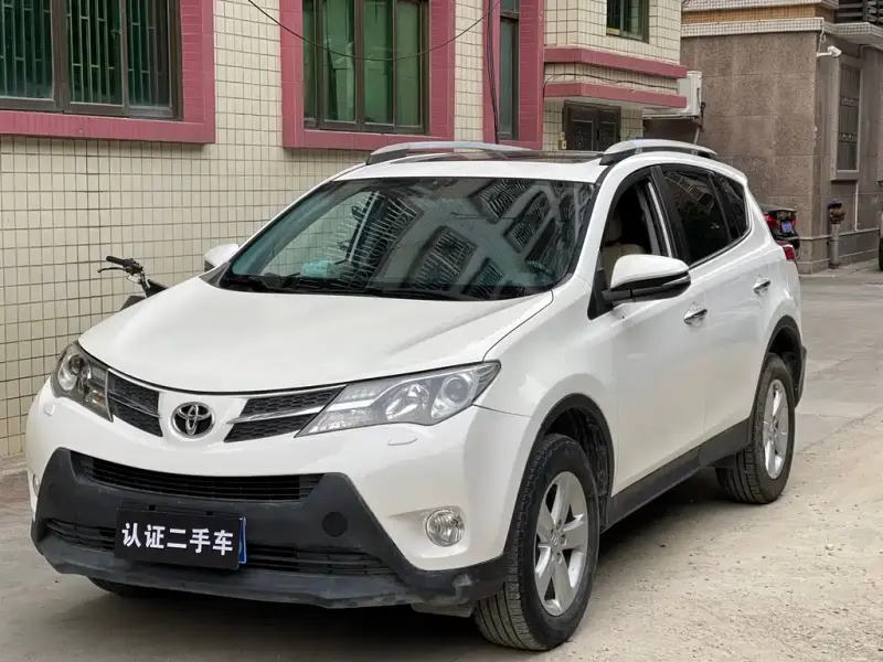 Toyota RAV4, 2014