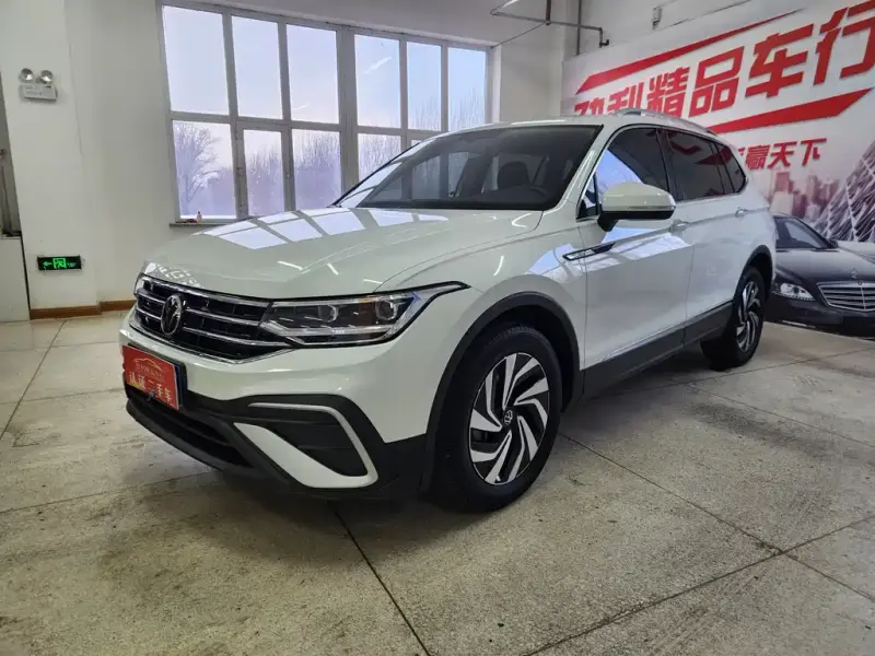 Volkswagen Tiguan L, 2023