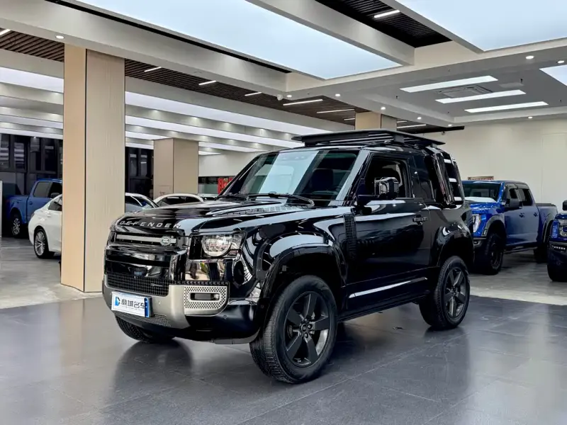 Land Rover Defender, 2022
